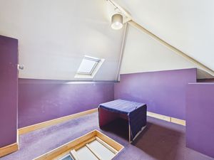 Attic Room- click for photo gallery